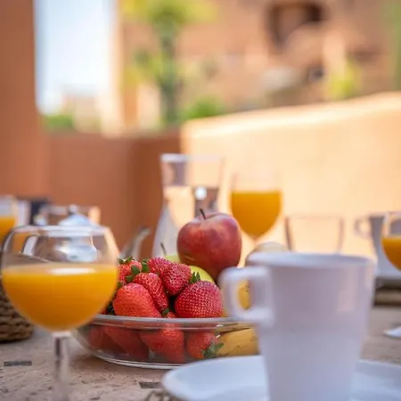 1 Beach Golf Apartament *