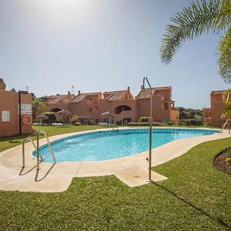 1 Beach Golf Apartment